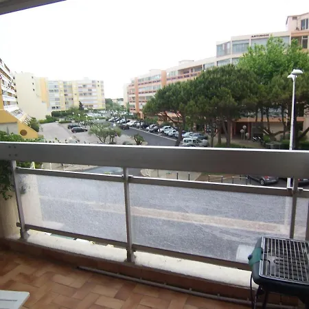 Coquet Pour 5 Pers, Port De Plaisance, A 250m, Tv, Lave-linge, Parking - Fr-1-715-55 *